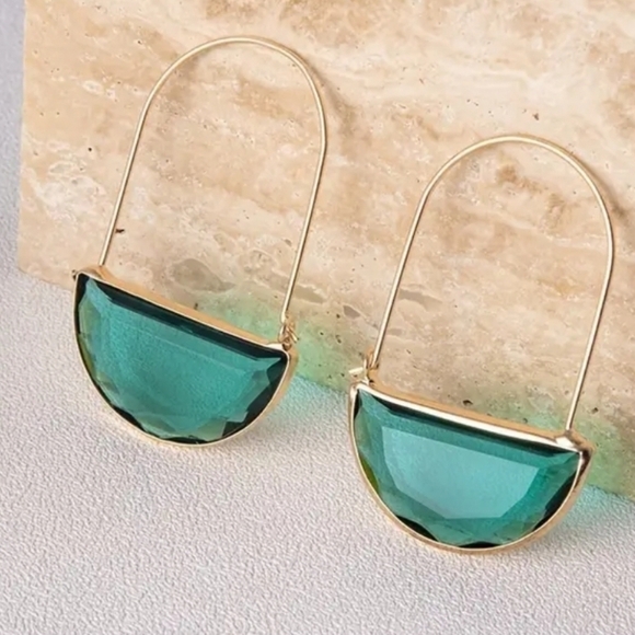 Trendy Teal Semi Circle Stone and Gold Tone Hoops - New - Picture 4 of 5